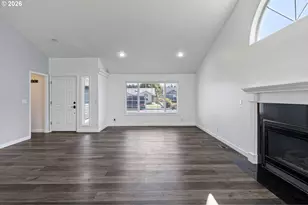 2070 Clark Ave, Cottage Grove, OR 97424 - Photo 8