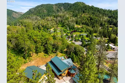 225 SE Eagle Ridge Dr, Canyonville, OR 97417 - Photo 6