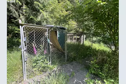 95007 North Way Ln, North Bend, OR 97459 - Photo 16