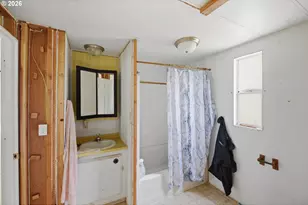 95007 N Way Ln, North Bend, OR 97459 - Photo 16