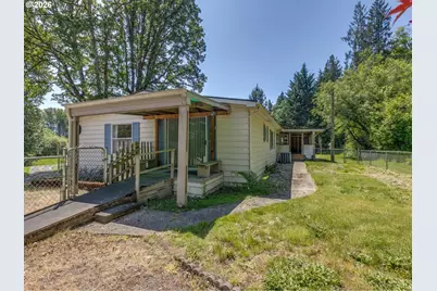 215 E Scott Ave, Woodland, WA 98674 - Photo 28