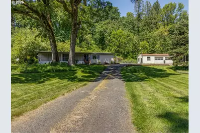 215 E Scott Ave, Woodland, WA 98674 - Photo 2
