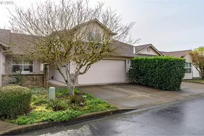 323 NE Fircrest Pl, McMinnville, OR 97128 - Photo 4