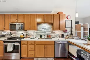 2350 NW Savier St, Portland, OR 97210 - Photo 10