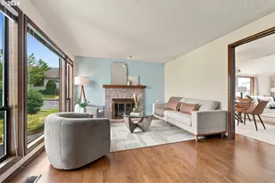 2204 NE 158th Ave, Portland, OR 97230 - Photo 16