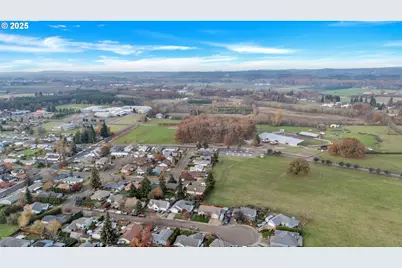 122 N Cole Ave, Molalla, OR 97038 - Photo 26