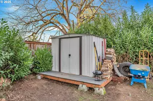 122 N Cole Ave, Molalla, OR 97038 - Photo 24