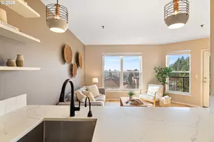 315 NW Uptown Terrace, Portland, OR 97210 - Photo 14