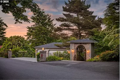 262 NW Royal Blvd, Portland, OR 97210 - Photo 1