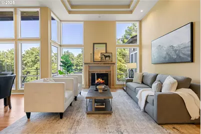 262 NW Royal Blvd, Portland, OR 97210 - Photo 8