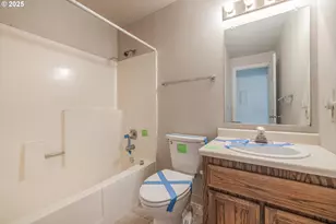 8304 SW Mohawk St, Tualatin, OR 97062 - Photo 20