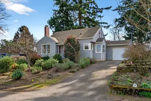 3330 SW Primrose St, Portland, OR 97219 - Photo 2