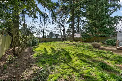 3330 SW Primrose St, Portland, OR 97219 - Photo 42