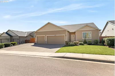 756 E McKinley St, Carlton, OR 97111 - Photo 6