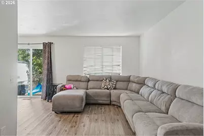 905 Charter Pl, Salem, OR 97301 - Photo 8