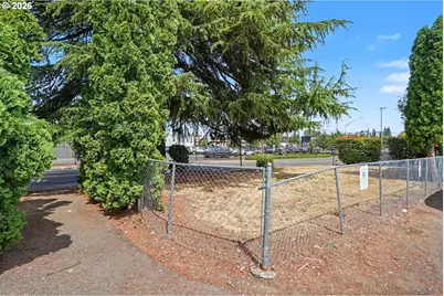905 Charter Pl, Salem, OR 97301 - Photo 38