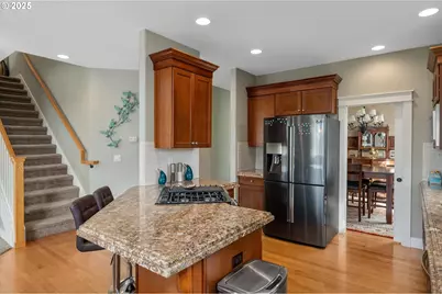 16140 SW Puffin Ct, Beaverton, OR 97007 - Photo 8