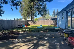 933 SE 174th Ave, Portland, OR 97233 - Photo 12