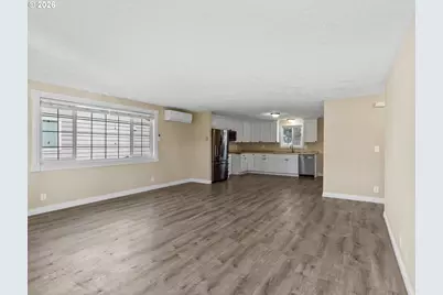 813 NE 106th Ave, Vancouver, WA 98664 - Photo 4