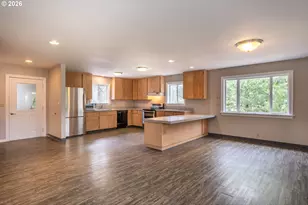 8824 Green Valley Rd, Oakland, OR 97462 - Photo 6