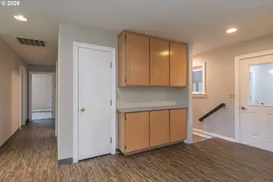 8824 Green Valley Rd, Oakland, OR 97462 - Photo 12