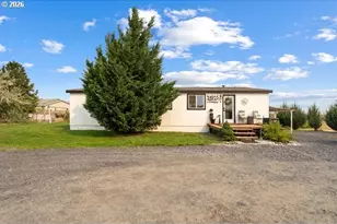 31955 Sun Rdg Ln, Hermiston, OR 97838 - Photo 2
