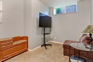 5912 SW Yamhill St, Portland, OR 97221 - Photo 36