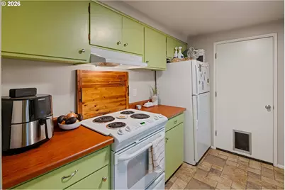 2495 Jeppesen Acres Rd, Eugene, OR 97401 - Photo 16