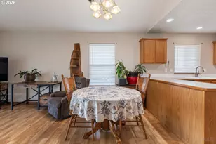 58959 Alexandra Ln, Saint Helens, OR 97051 - Photo 4