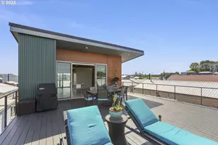 2901 NE Marine Dr, Portland, OR 97211 - Photo 30