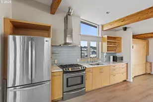 2901 NE Marine Dr, Portland, OR 97211 - Photo 22