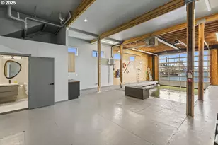 2901 NE Marine Dr, Portland, OR 97211 - Photo 36