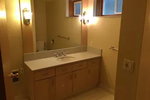 2165 NE Multnomah St, Portland, OR 97232 - Photo 12