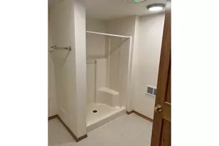 2165 NE Multnomah St, Portland, OR 97232 - Photo 6