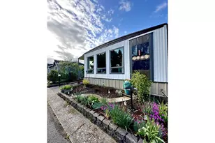 1800 Lakewood Ct, Eugene, OR 97402 - Photo 2