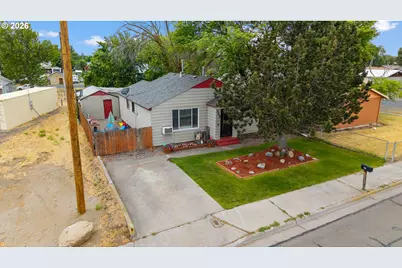 245 W Standard Ave, Hermiston, OR 97838 - Photo 38