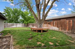 245 W Standard Ave, Hermiston, OR 97838 - Photo 24
