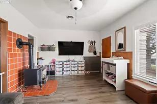 245 W Standard Ave, Hermiston, OR 97838 - Photo 8