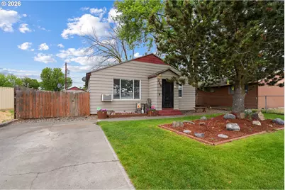 245 W Standard Ave, Hermiston, OR 97838 - Photo 1
