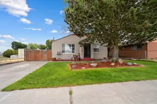 245 W Standard Ave, Hermiston, OR 97838 - Photo 2