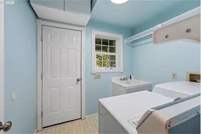 12225 SW 34th Ave, Portland, OR 97219 - Photo 38