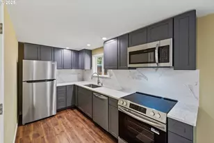 60422 Foxglove Rd, Coos Bay, OR 97420 - Photo 18