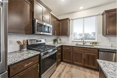 6461 N 89th Ave, Camas, WA 98607 - Photo 12