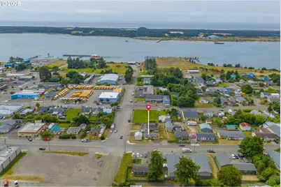 220 N Wasson St, Coos Bay, OR 97420 - Photo 30