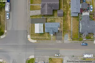 220 N Wasson St, Coos Bay, OR 97420 - Photo 8
