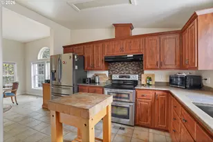 100 Cherry Hill Dr, Mosier, OR 97040 - Photo 18