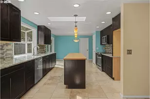 8060 SW Landau St, Portland, OR 97223 - Photo 8