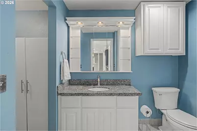 8060 SW Landau St, Portland, OR 97223 - Photo 14