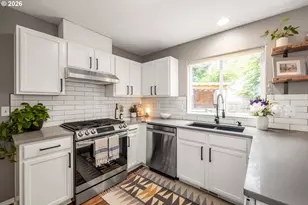2741 N Willis Blvd, Portland, OR 97217 - Photo 10