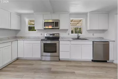 973 23rd Ave, Sweet Home, OR 97386 - Photo 8